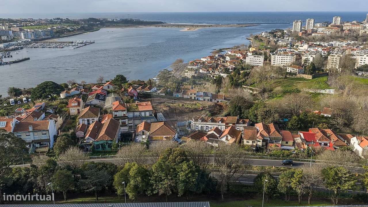 Moradia térrea T2, com jardim, na Foz do Douro!-11