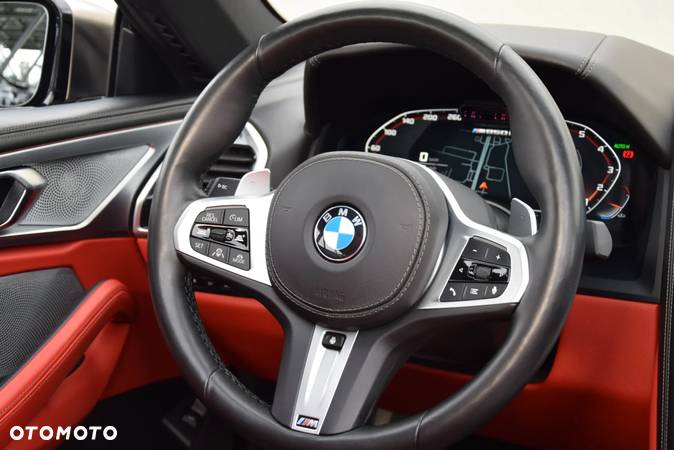 BMW Seria 8 M850i xDrive - 15