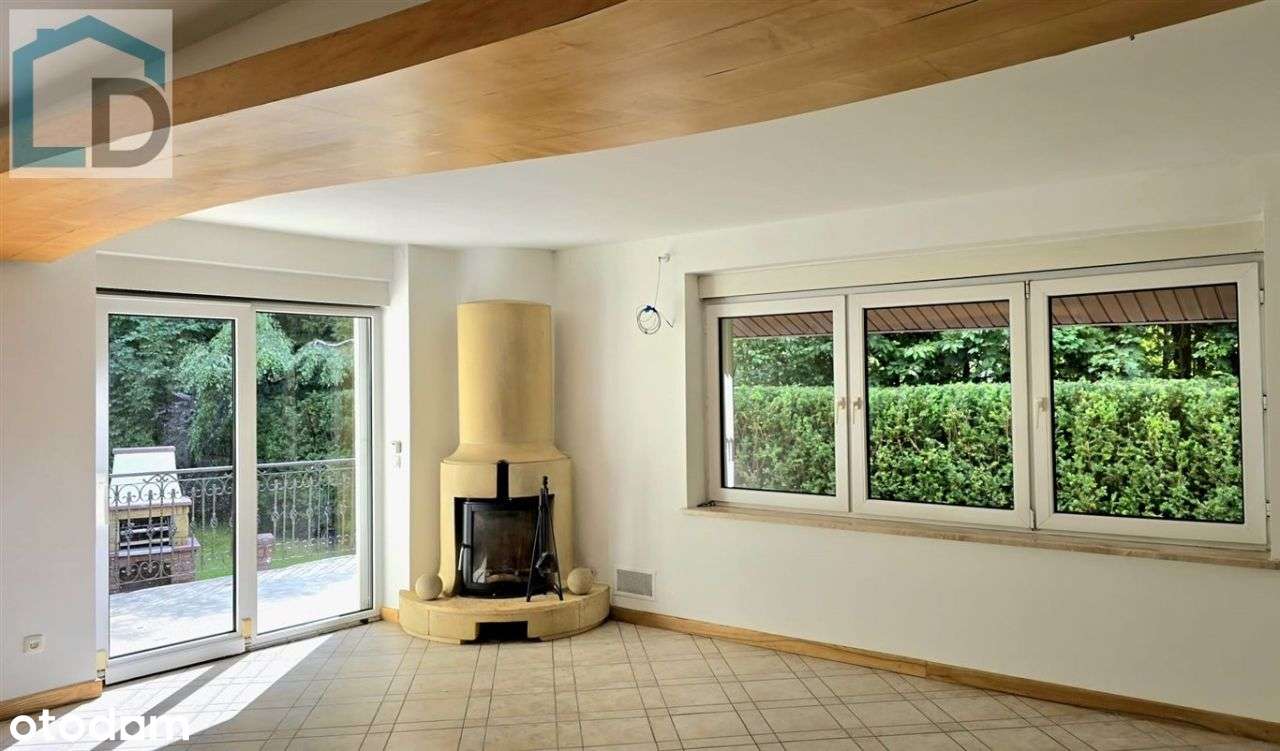 Dom w Bystrej przy lesie-10