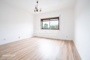 Apartamento T3 c/ 3 Frentes , Garagem Box e Vistas Desafogadas - Grande imagem: 5/16