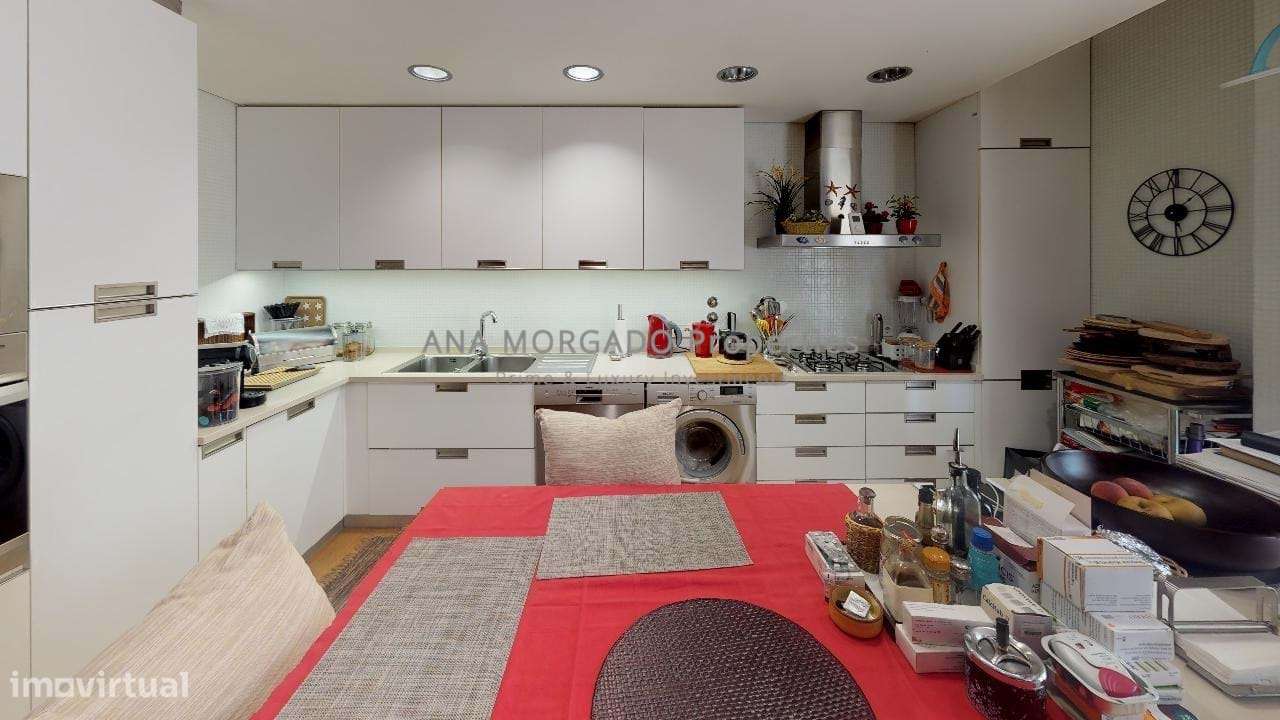 Exclusivo apartamento T4, agora T2 com Vista Mar, Terraço e Acabamento-12