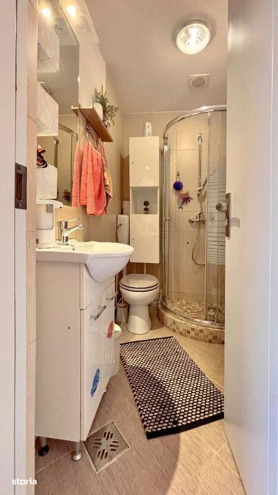 Apartament la casă - ultracentral în Oradea-8