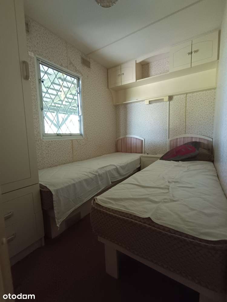 Działka rekreacyjna z domkiem nad j. Leleskim-12