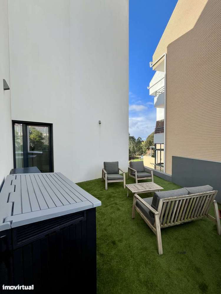 T2 com terraço e vista desafogada para Mata de Belas -Pronto a habitar - Grande imagem: 5/34