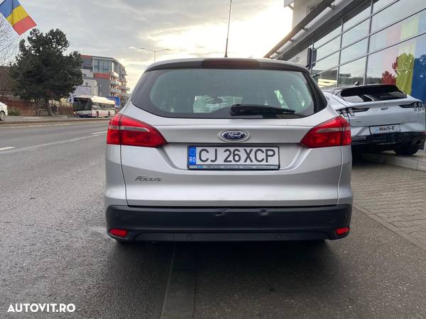 Ford Focus 1.5 TDCi Trend - 11