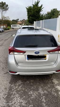 Toyota Auris Touring Sports 1.8 HSD Exclusive - 3