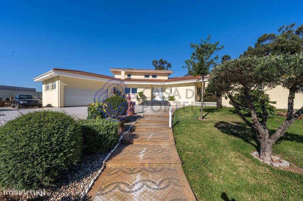 Moradia T5 de luxo em Modivas com piscina aquecida e jardim - Grande imagem: 5/44