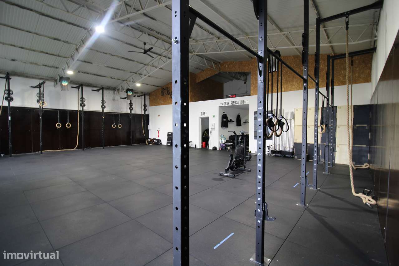 Espaço comercial em Avelãs de Caminho para venda-18