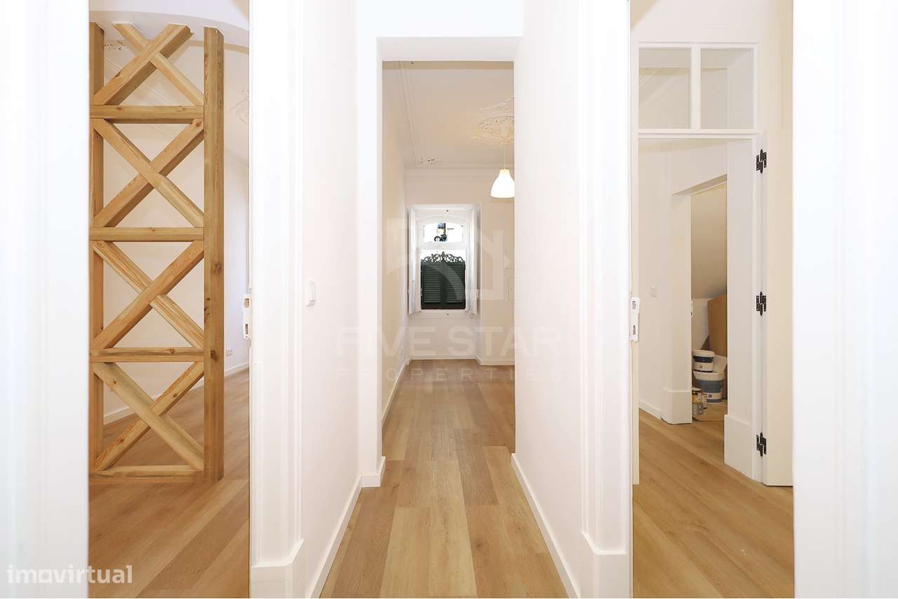 T1+1 - Príncipe Real - Renovado - Jardim Privado-9