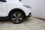 MG ZS 44.5 kWh Luxury - 6