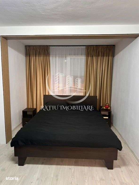 Apartament 4 camere | etajul intermediar | zona Rogerius | Oradea - Imagine principală: 3/8