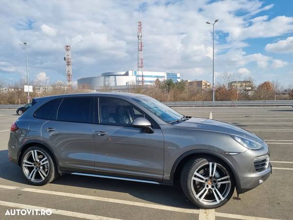 Porsche Cayenne 4.1 V8 S TipTronic - 1