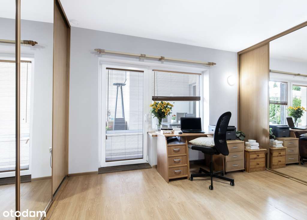 Dom wolnostojący, 250m2, garaż, 4 m.postojowe-12