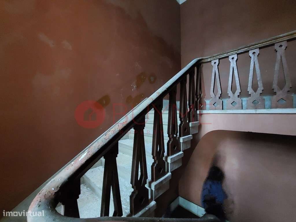 Casa Antiga T6 com Potencial de Restauro em Loulé - Grande imagem: 4/53