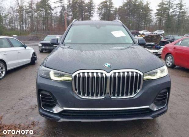 BMW X7 - 8