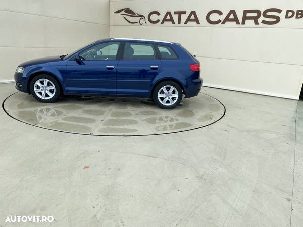 Audi A3 Sportback 1.6 TDI Attraction - 8