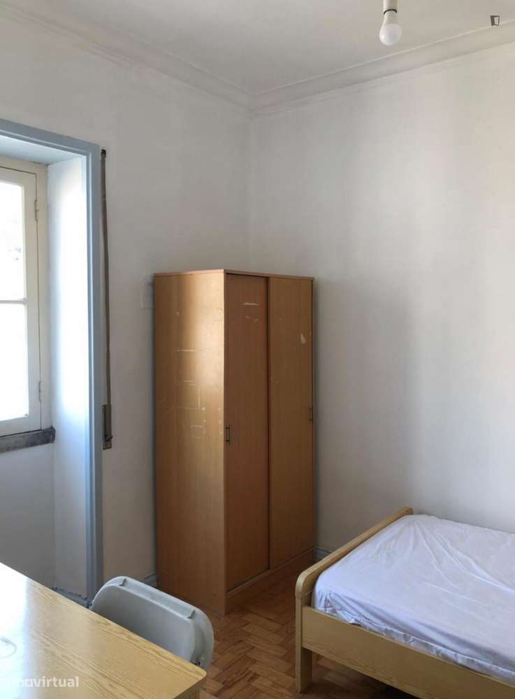 Quarto - localizado em Montes Claros Coimbra - Grande imagem: 3/6