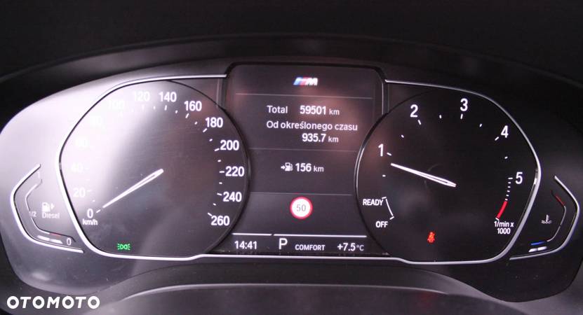 BMW Seria 5 520d xDrive mHEV M Sport sport - 10