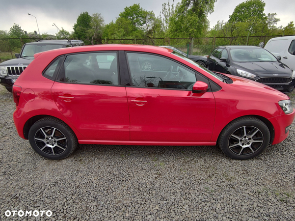 Volkswagen Polo 1.4 16V Comfortline - 6