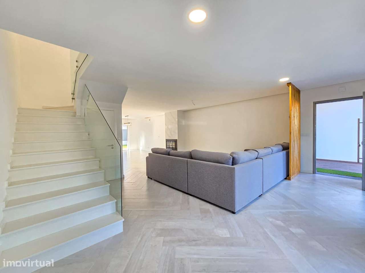 Moradia T3 nova perto da praia Lagoa de Albufeira Sesimbra-17