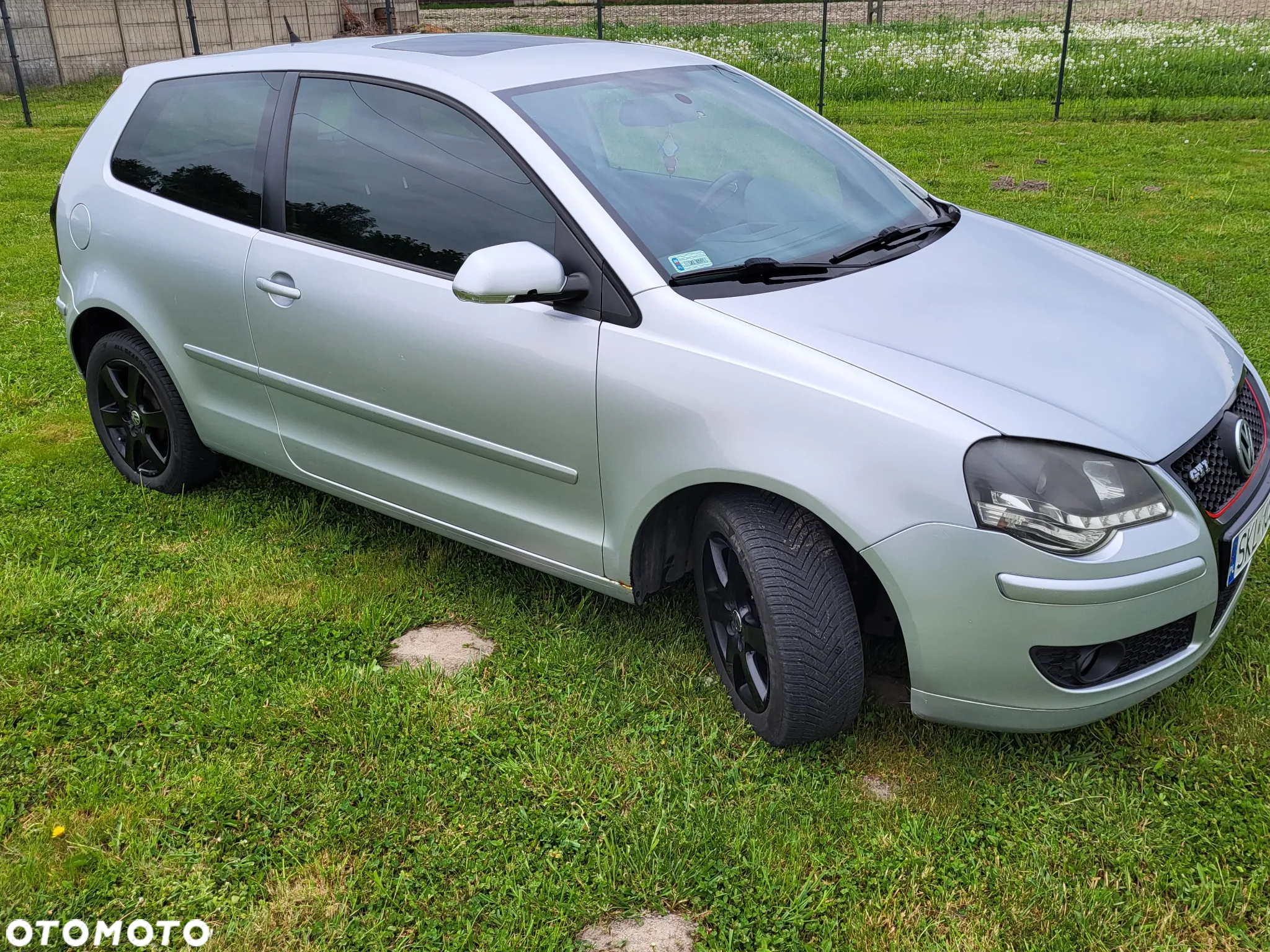 Volkswagen Polo - 4