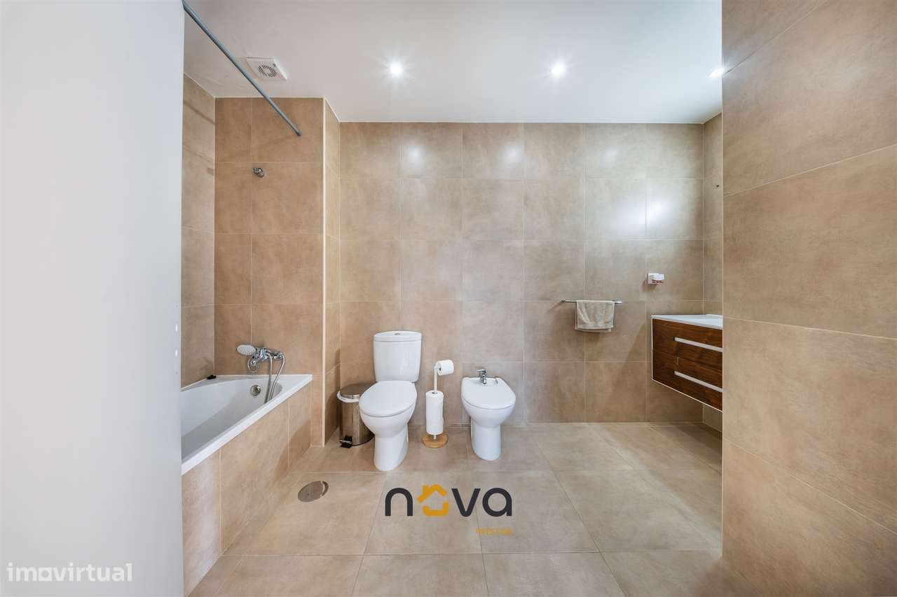 Moradia Geminada T3 em Palmeira de Faro, Esposende-13