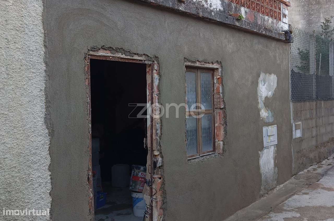 T3 em Amiais de Baixo - No estado atual da obra-2