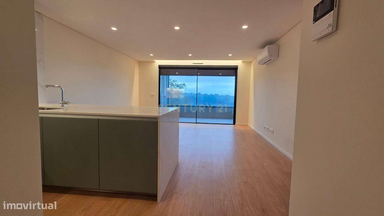 Apartamento T2 com Vista Panorâmica em Vila Nova de Gaia!-10