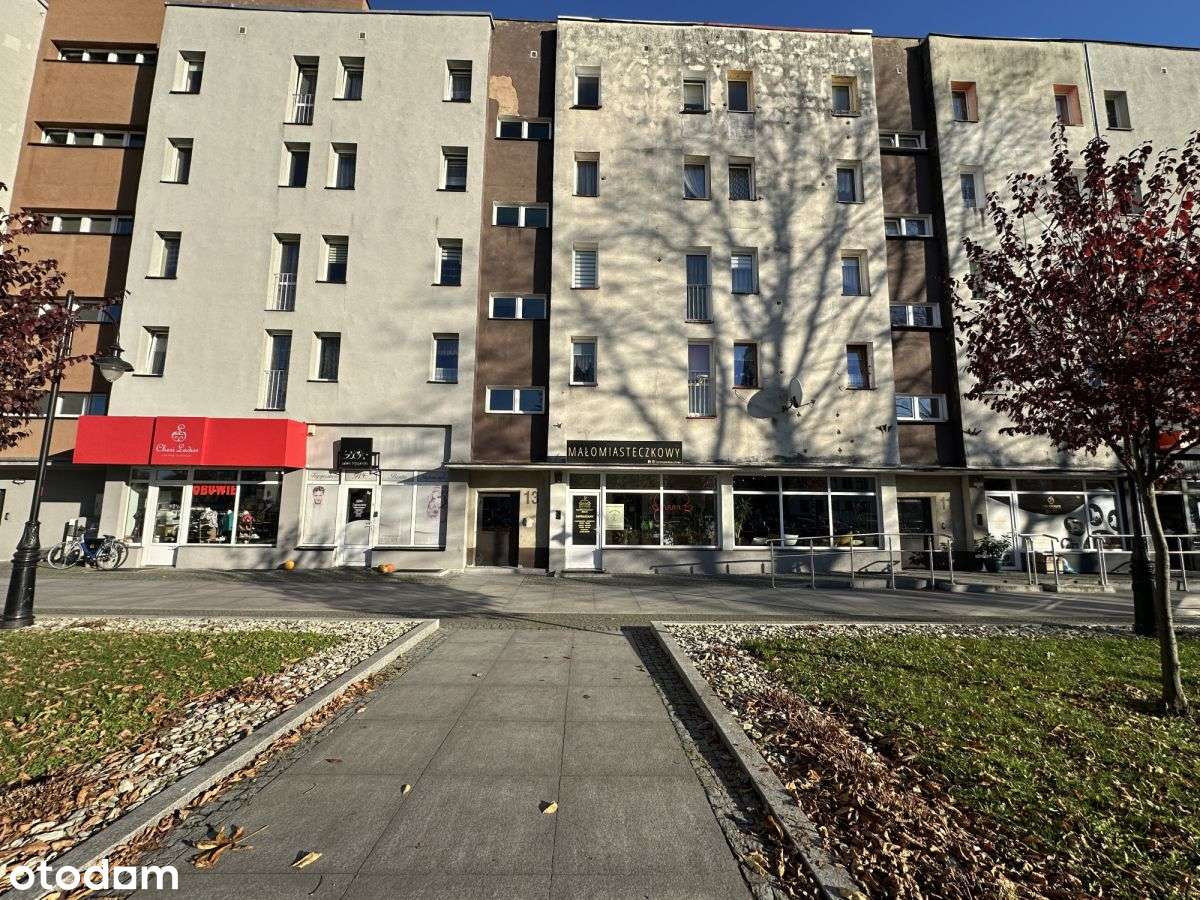 Mieszkanie w Rynku–3 pokoje do własnej aranżacji!-3