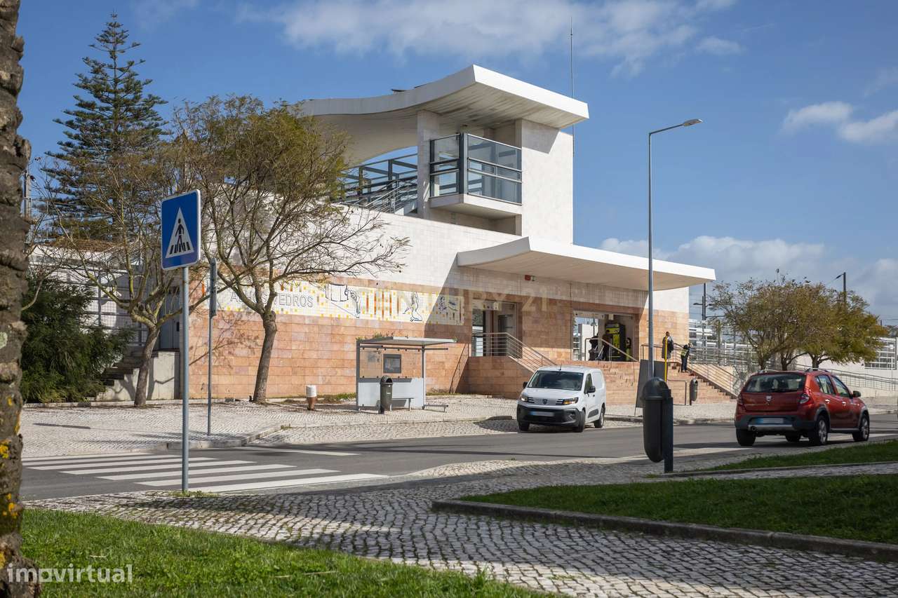 T2 c/parqueamento e arrecadação em Condomínio Privado - Alhos Vedros-40