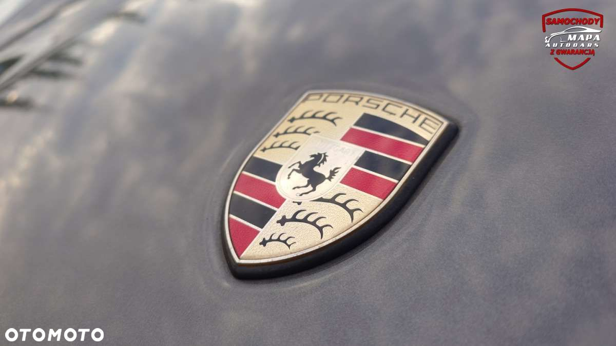Porsche Panamera - 22
