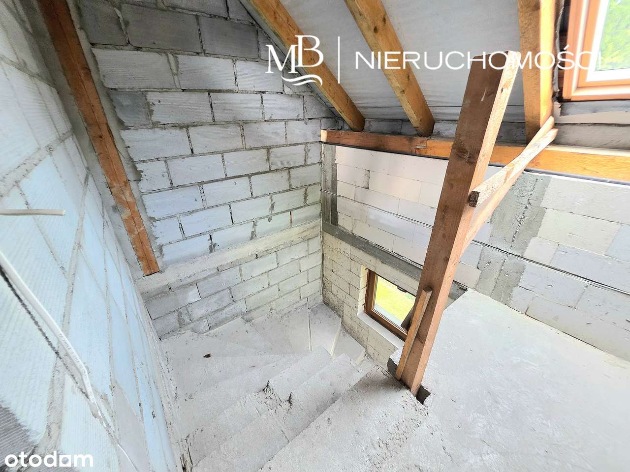 Funkcjonalny dom blisko ul. Żorskiej w Rybniku-8