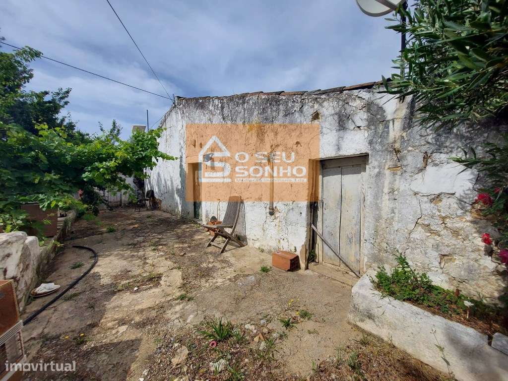 Casa Antiga para recuperar perto de São Brás de Alportel-6