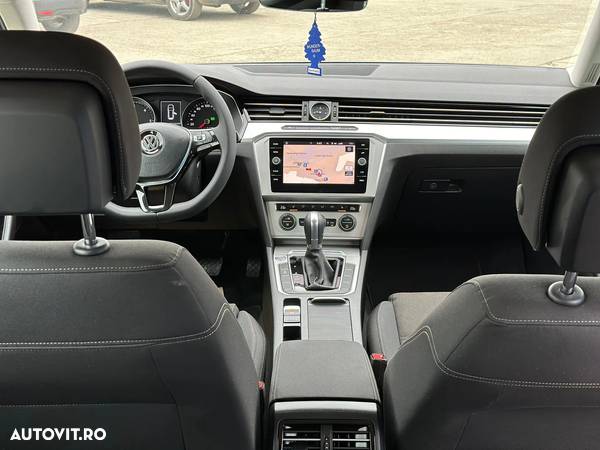 Volkswagen Passat Variant 2.0 TDI DSG Comfortline - 10