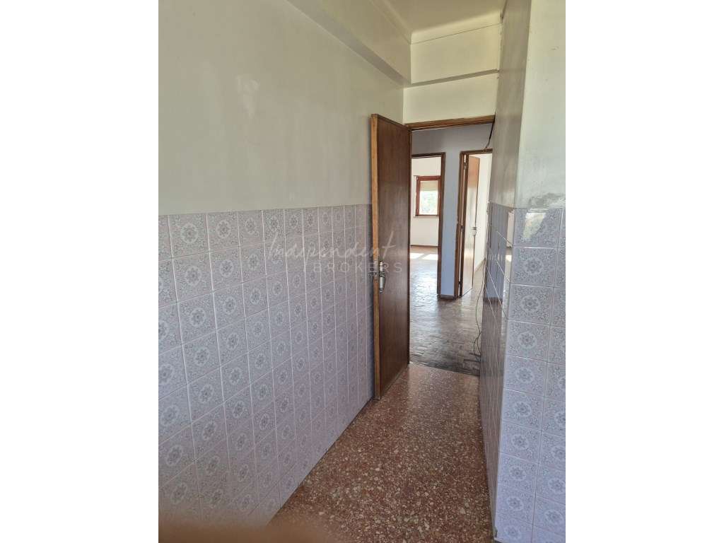 T2 em Oeiras para venda na Figueirinha-10