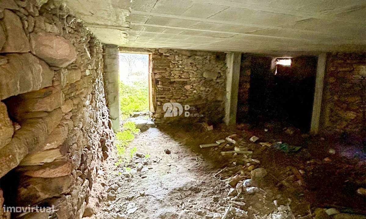 Moradia T3 - Barcos - Grande imagem: 2/12