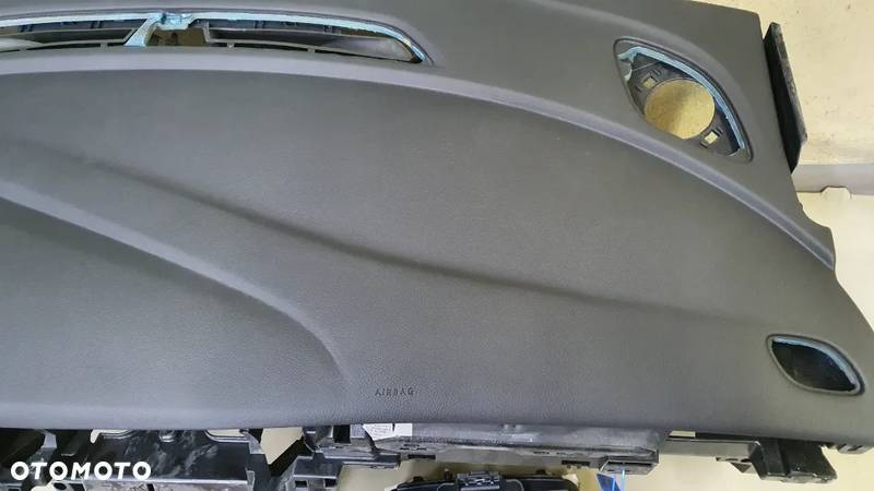 Opel Corsa F  Deska airbag konsola kokpit pas - 3