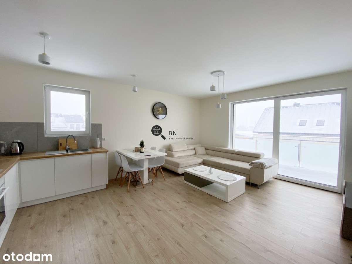 Mieszkanie 70 m² + poddasze, 2 balkony, 2 miejsca-0