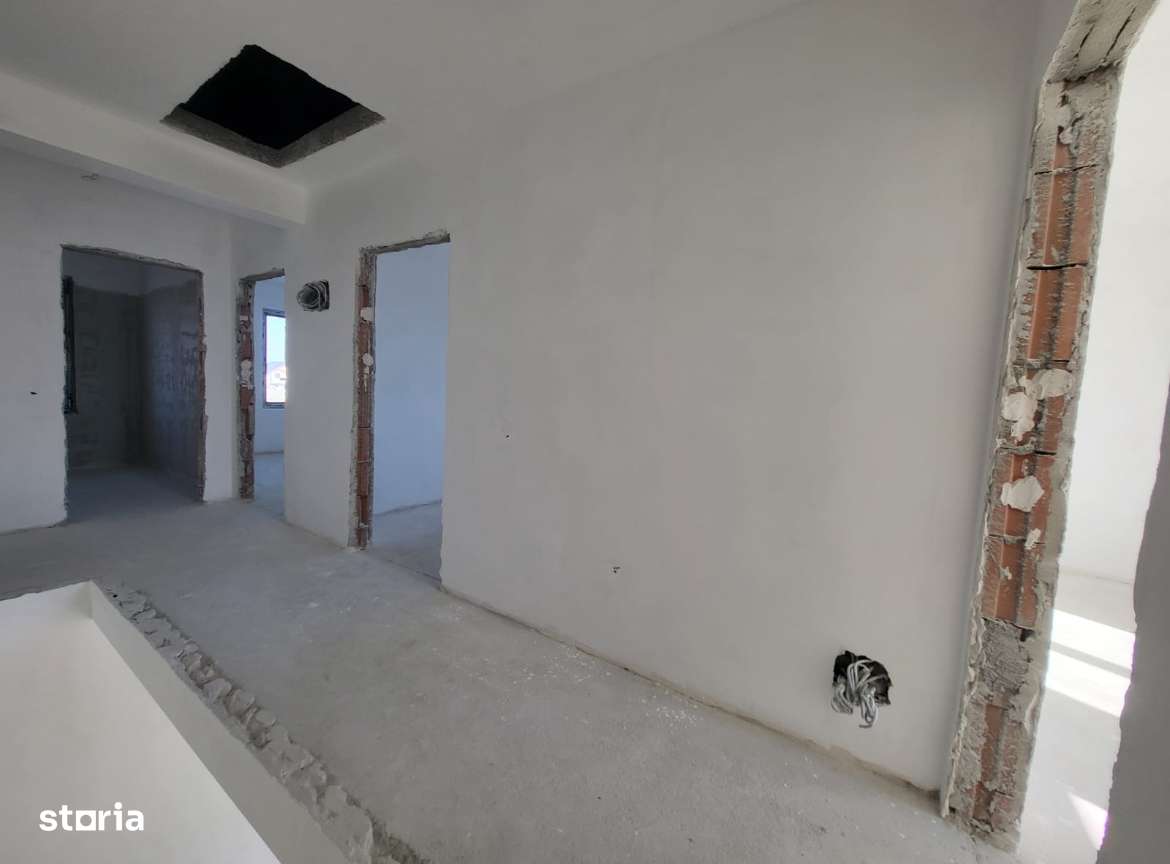 Casă modernă, spațioasă și personalizabilă, într-o zonă liniștită-2