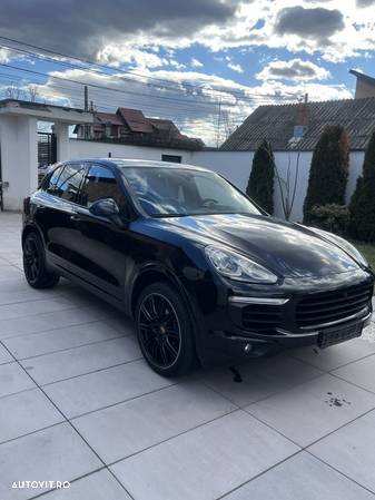 Porsche Cayenne Diesel Platinum Edition - 6