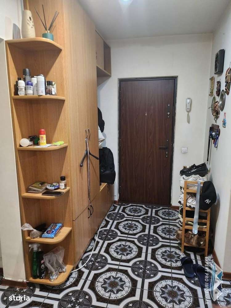 Drumul Sarii Al. Botorani bloc 1989 et. 3, 76mp-3