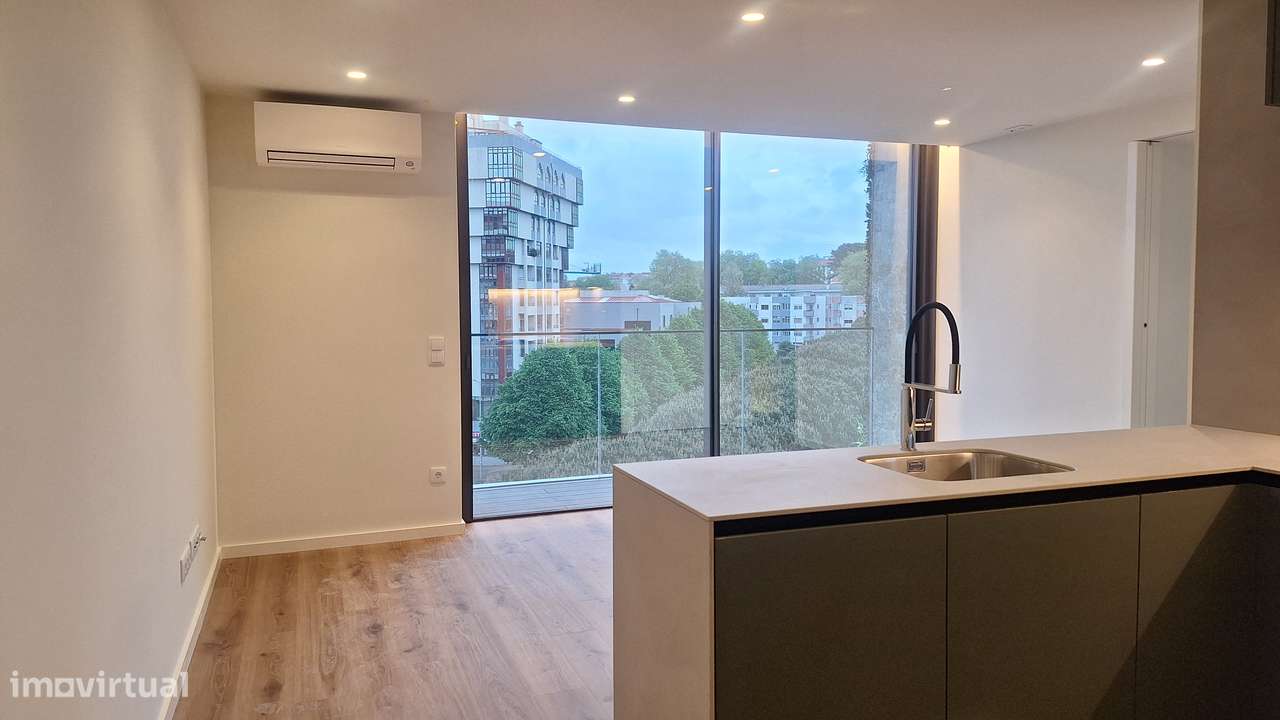 Apartamento T2 Novo Pronto habitar Varanda Garagem proximo cento Gaia - Grande imagem: 4/20