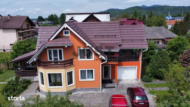 De vânzare – Casă spațioasă D+P+M în Tăuții-Măgherăuș, Strada 1-0