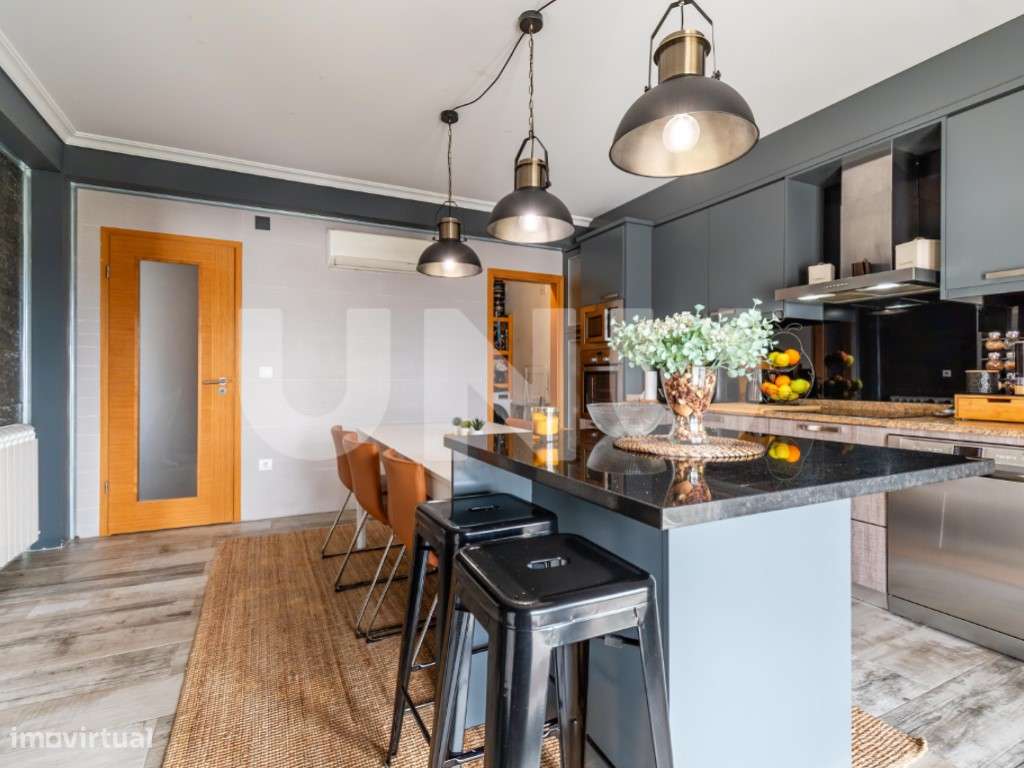 Moradia de Excelência com Jardim e Terraço a 10 minutos do centro d...-8