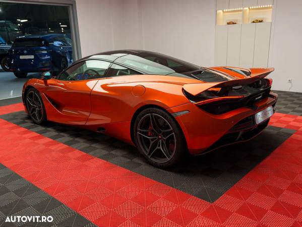 McLaren 720S - 4