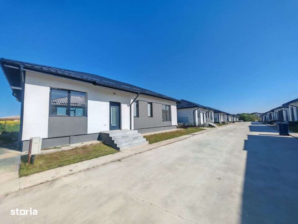 Casa in stil napoletan / 4 camere/ 200 mp curte - Imagine principală: 2/16