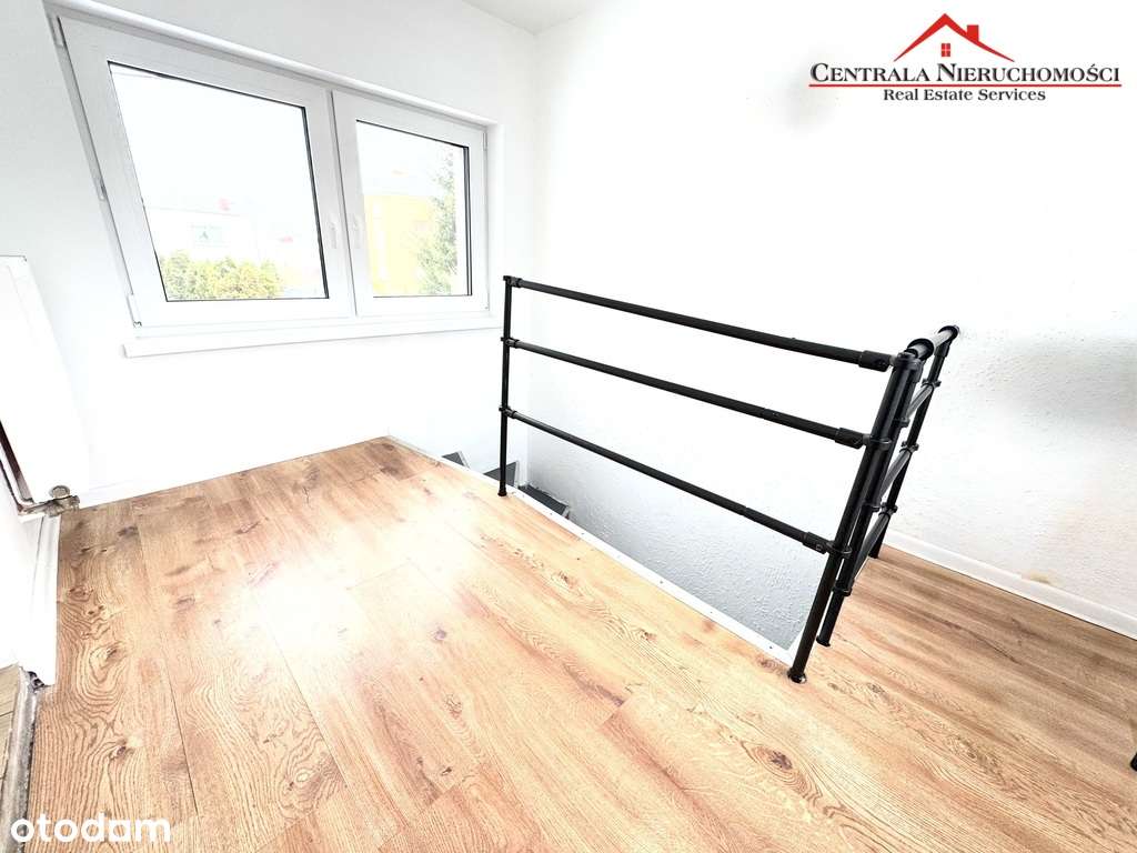 Dom wolnostojący 6 pokoi na osiedlu Stawki-11