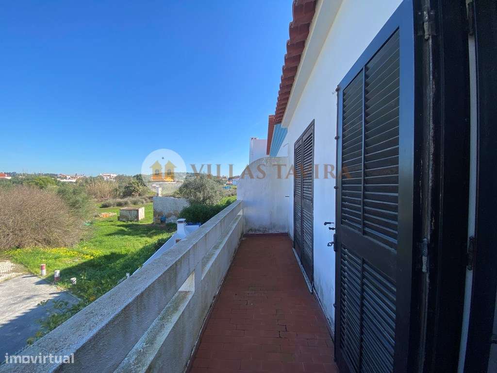 MORADIA COM 3 QUARTOS E GARAGEM - ALAGOA - ALTURA-10