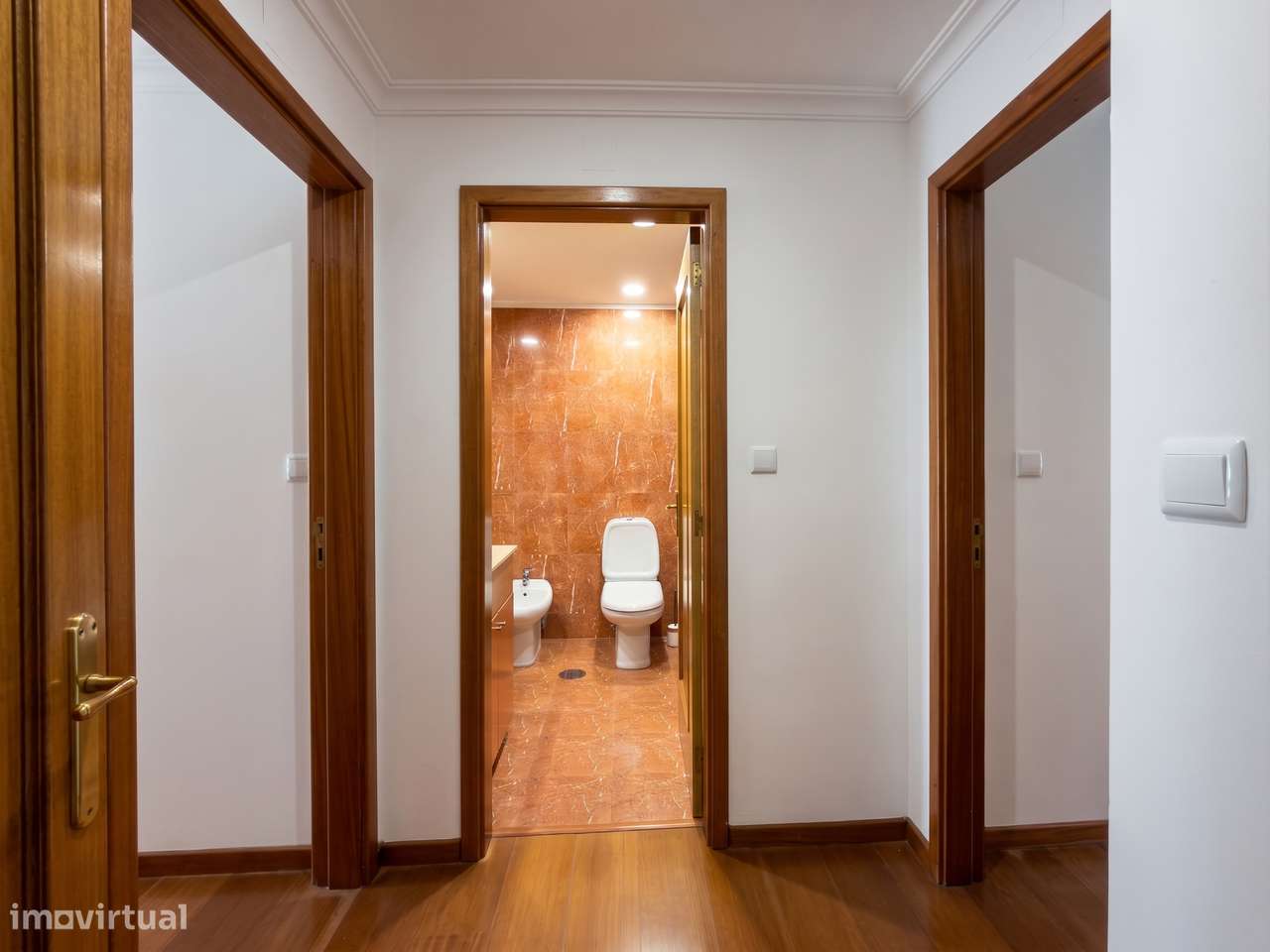 Apartamento T2 COMO NOVO Oliveira do Douro ao Intermaché-17