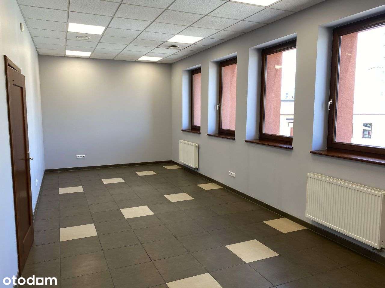 Biuro ok. 72 m² na wynajem, ul. Grabiszyńska, centrum – pohled 4